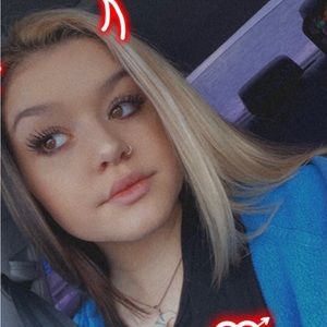 Meet your Posher, Alissa